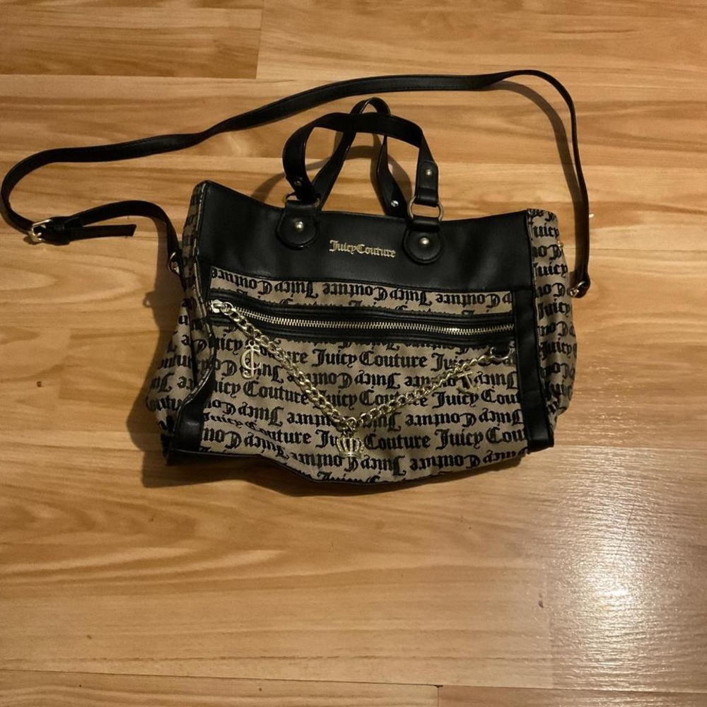 Juicy couture seas the day satchel